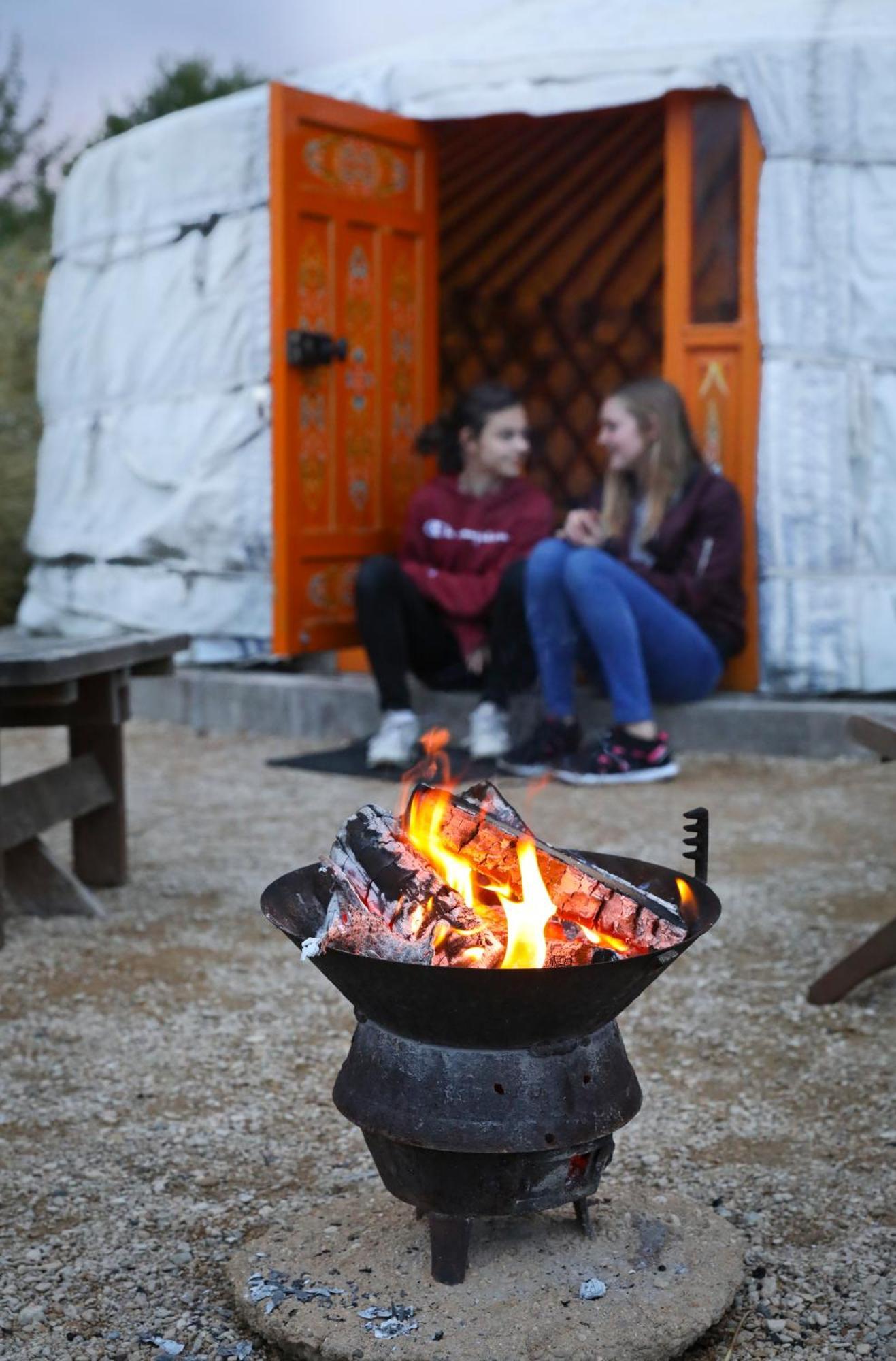 Caalm Camp Ξενοδοχείο Stour Provost Εξωτερικό φωτογραφία